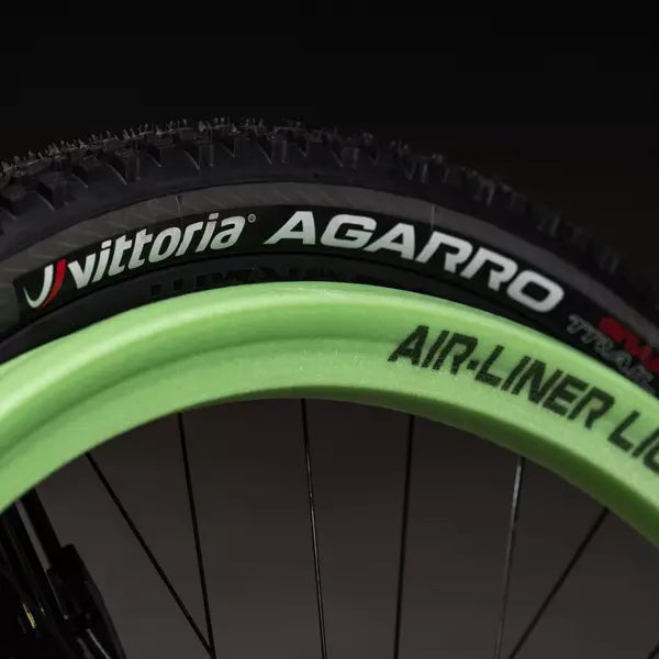 Fly over the trails with Air-Liner Light