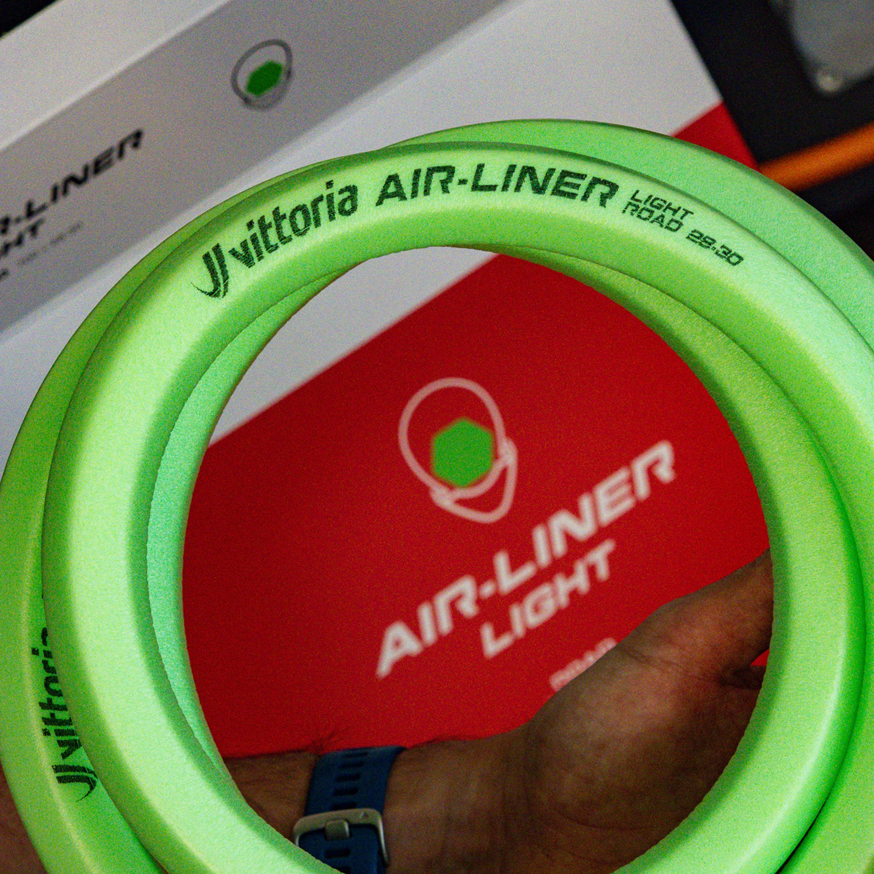 Air-Liner Light Road